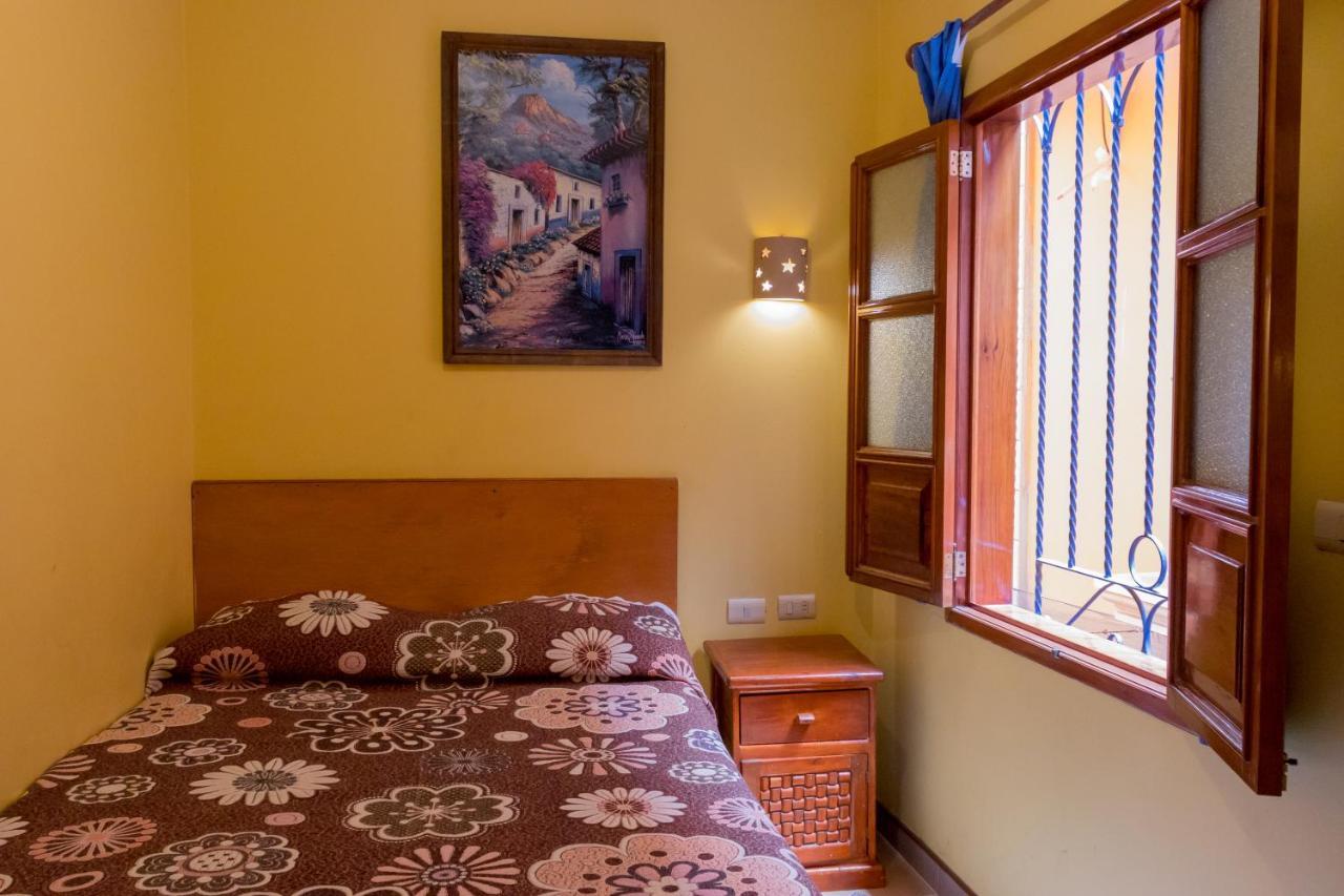 Hotel Del Parque Naolinco de Victoria Екстериор снимка