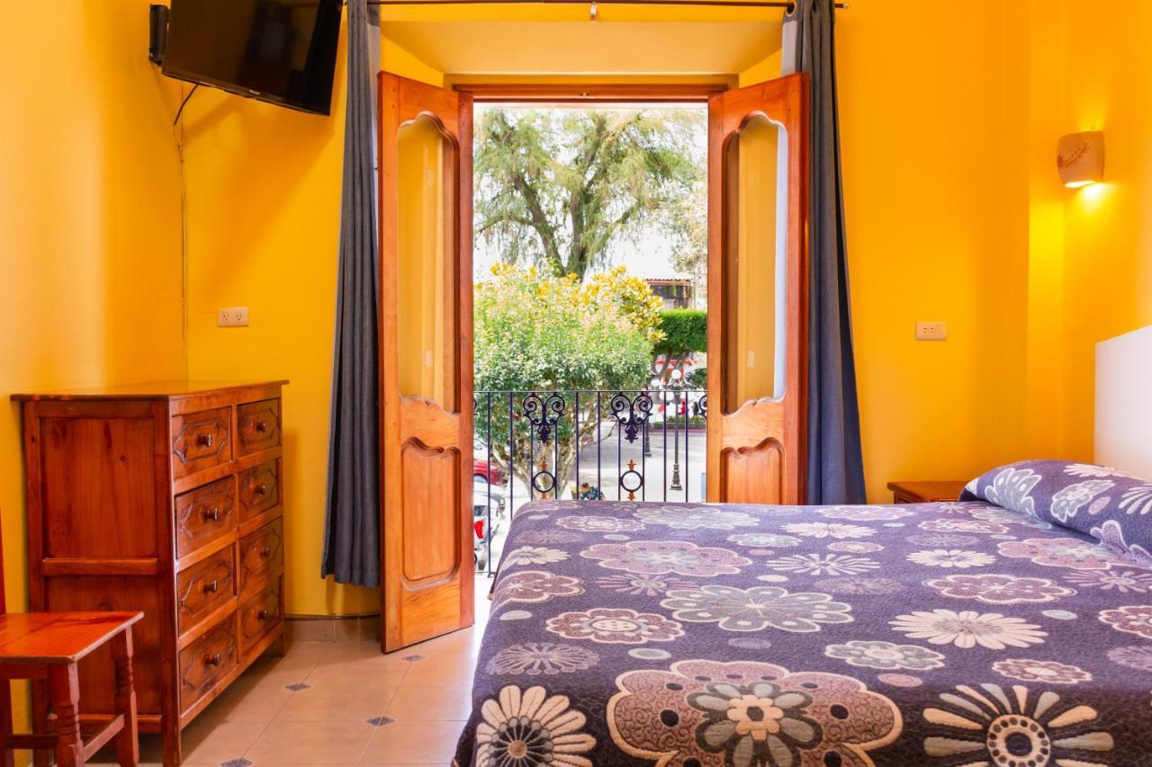 Hotel Del Parque Naolinco de Victoria Екстериор снимка